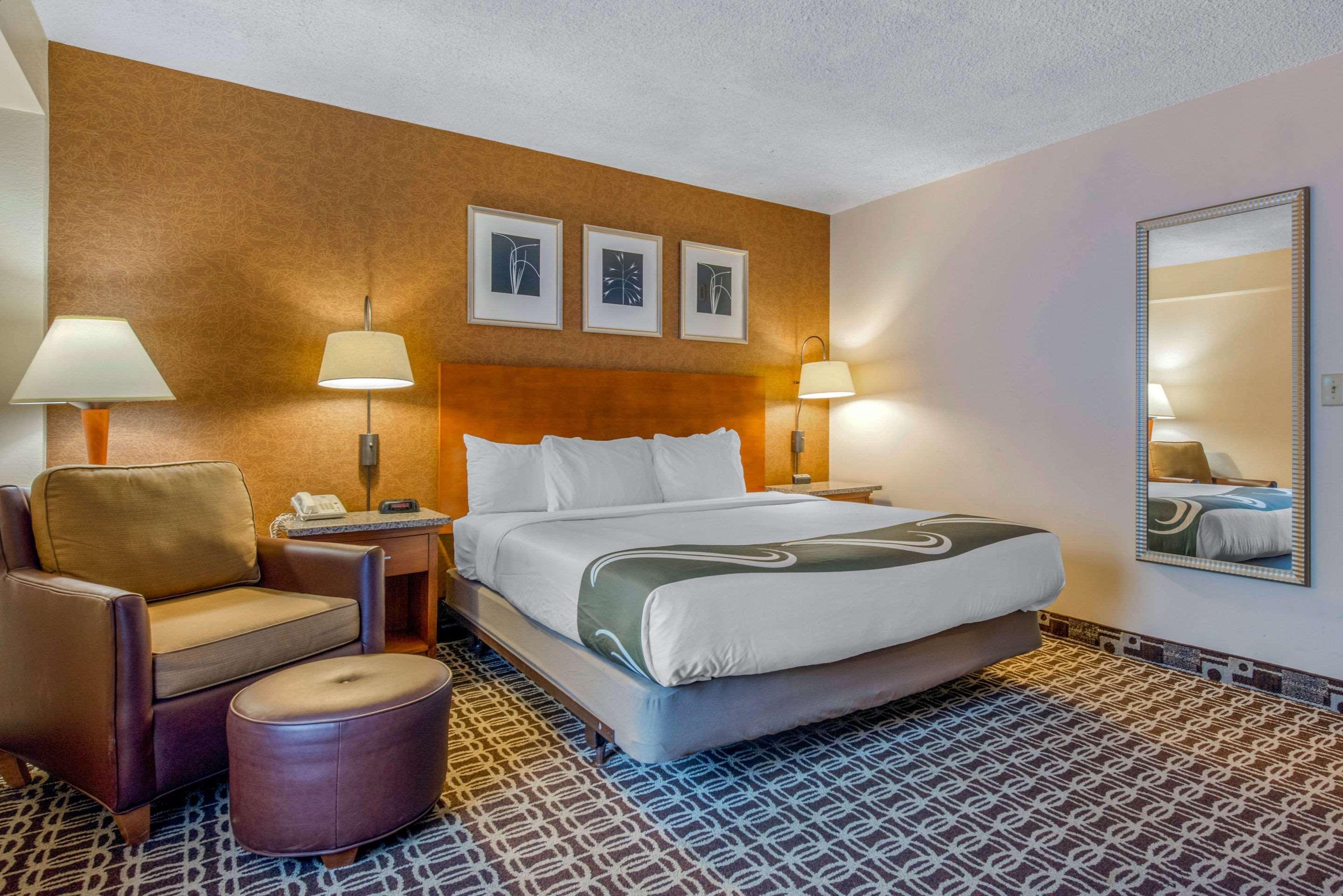 Quality Inn Savannah Historic District Екстер'єр фото