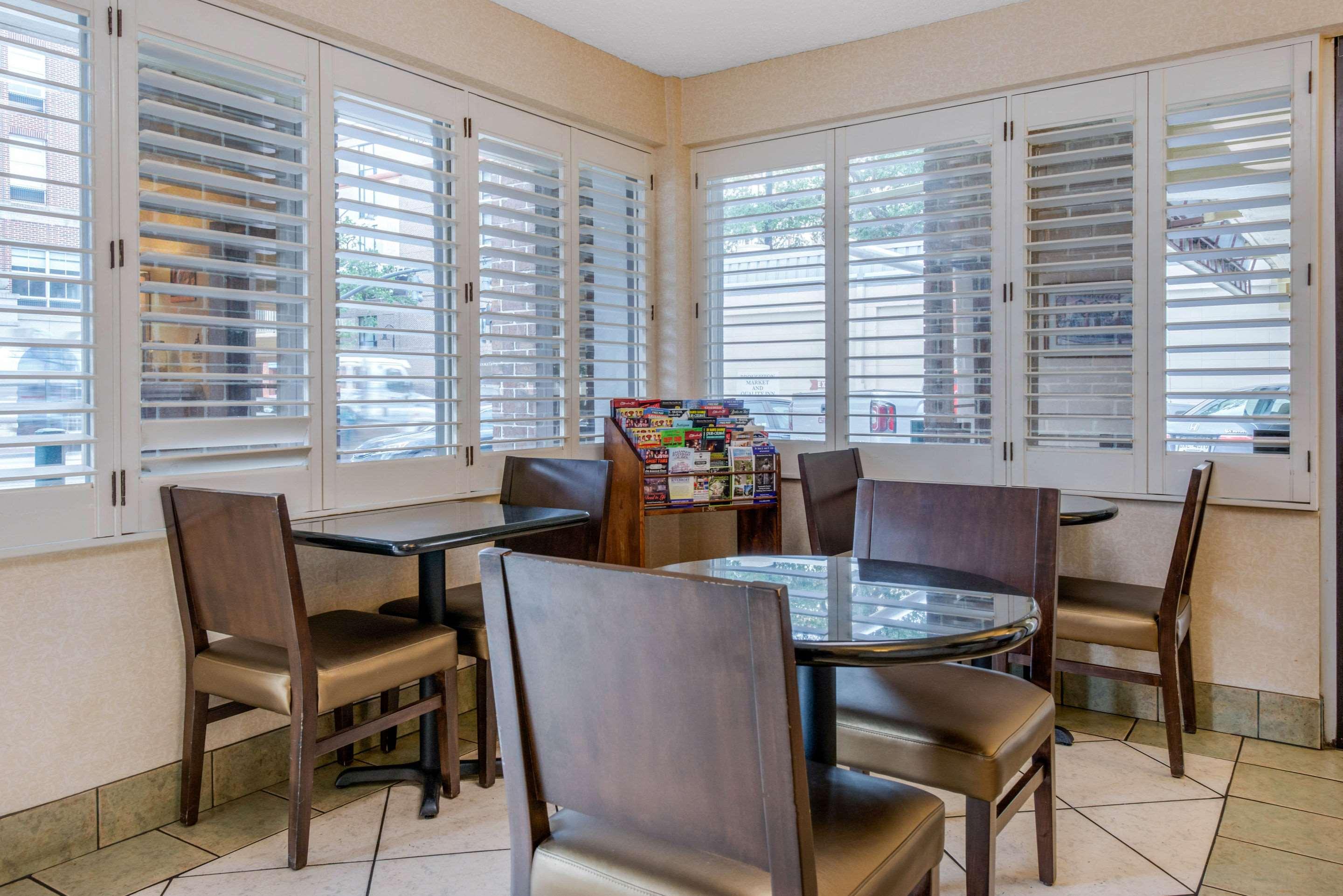Quality Inn Savannah Historic District Екстер'єр фото
