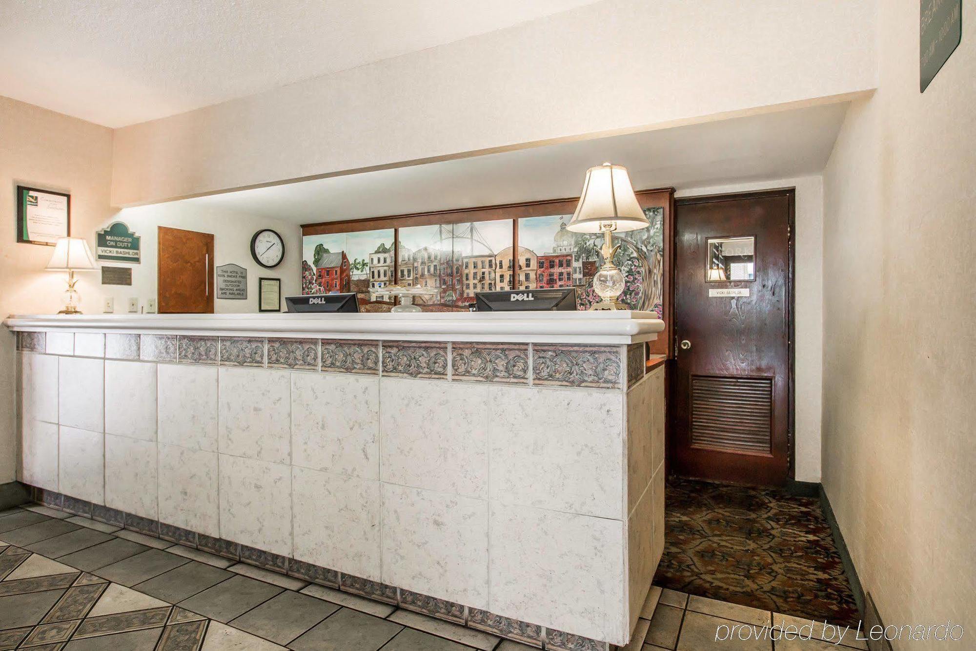 Quality Inn Savannah Historic District Екстер'єр фото